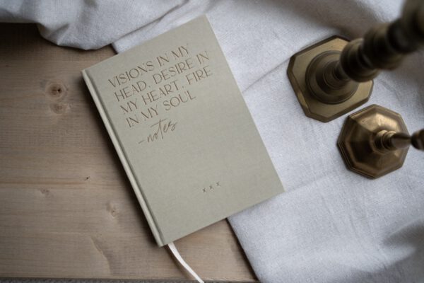 Notitieboek 'Visions' A5 Beige/Goud | Real Passionates